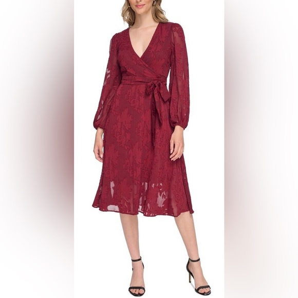 Kensie Burgundy dress - size 10 - nwt - chiffon fit & flare (holiday vibes!) - Picture 1 of 11